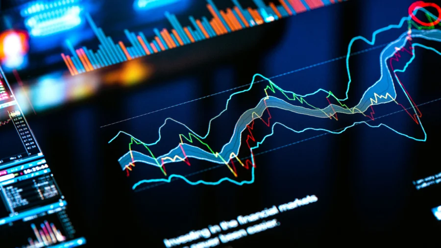 Why Allocate to Alternative Investments?