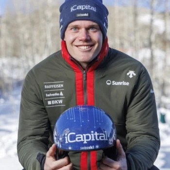 stefan-official-helmet-shot